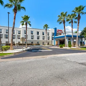 https://hampton-inn-suites-pensacola-university-mall.hotels-destin.com